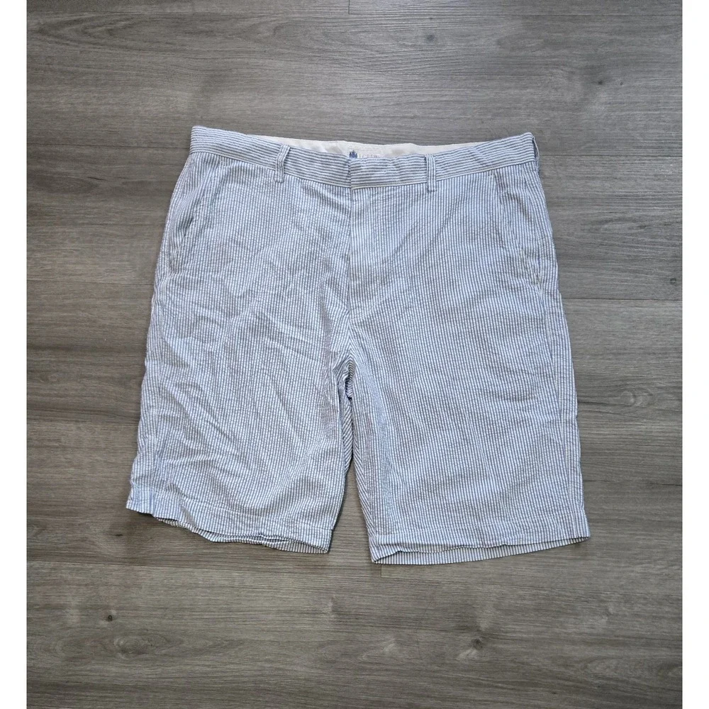 J CREW Shorts Mens 36 Blue White Striped Cotton Seersucker